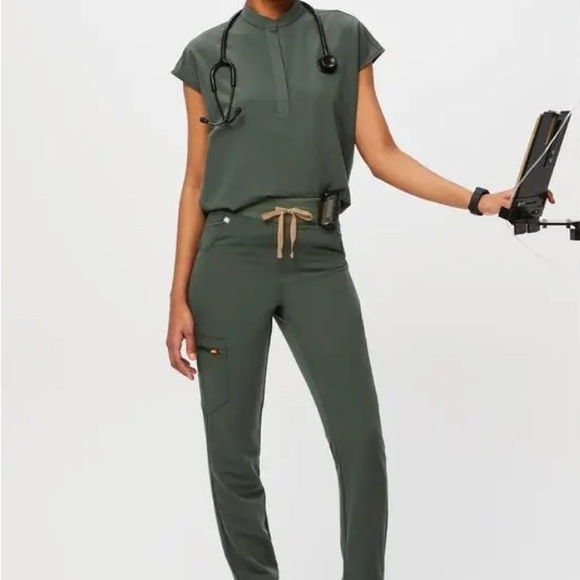 Figs Pants - Rafaela Oversized Scrub set